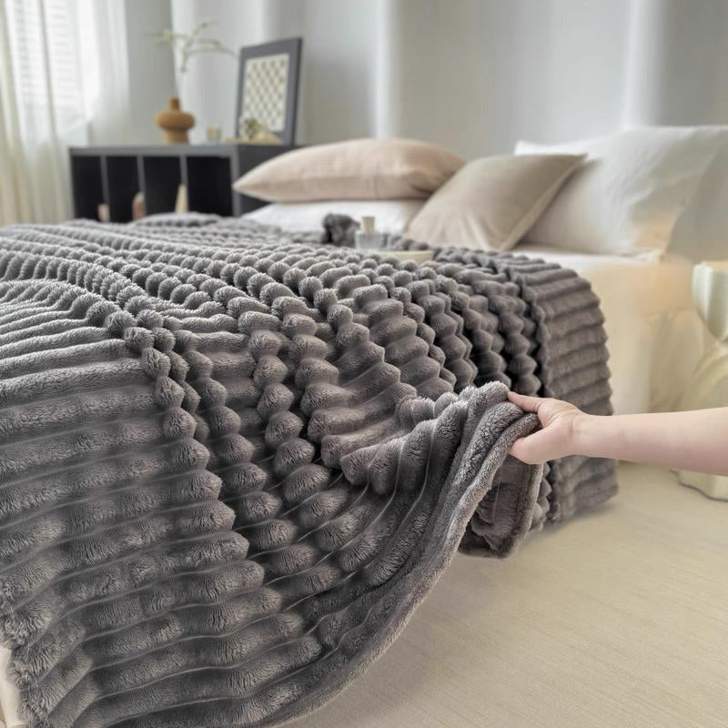Luxury Cream Faux Rabbit Fur Sleep Blanket - Super Soft, Warm and Cozy, Extra Soft Cozy Baby Blanket for Sofa, Bed, Nursery - Ideal Seasonal Gift, Bed Blanket, Luxury Feeling Extra Soft Cozy Baby Blanket
