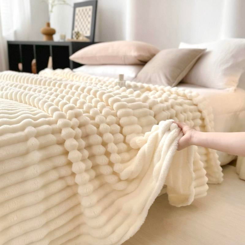 Luxury Cream Faux Rabbit Fur Sleep Blanket - Super Soft, Warm and Cozy, Extra Soft Cozy Baby Blanket for Sofa, Bed, Nursery - Ideal Seasonal Gift, Bed Blanket, Luxury Feeling Extra Soft Cozy Baby Blanket