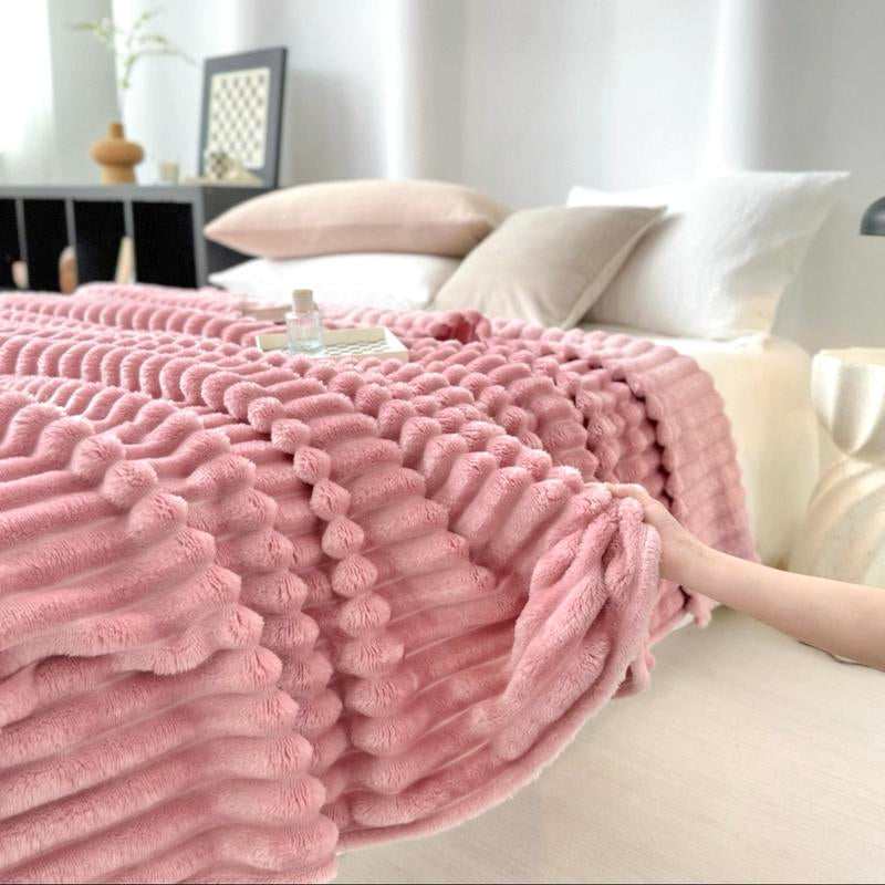 Luxury Cream Faux Rabbit Fur Sleep Blanket - Super Soft, Warm and Cozy, Extra Soft Cozy Baby Blanket for Sofa, Bed, Nursery - Ideal Seasonal Gift, Bed Blanket, Luxury Feeling Extra Soft Cozy Baby Blanket