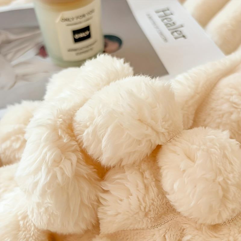 Luxury Cream Faux Rabbit Fur Sleep Blanket - Super Soft, Warm and Cozy, Extra Soft Cozy Baby Blanket for Sofa, Bed, Nursery - Ideal Seasonal Gift, Bed Blanket, Luxury Feeling Extra Soft Cozy Baby Blanket